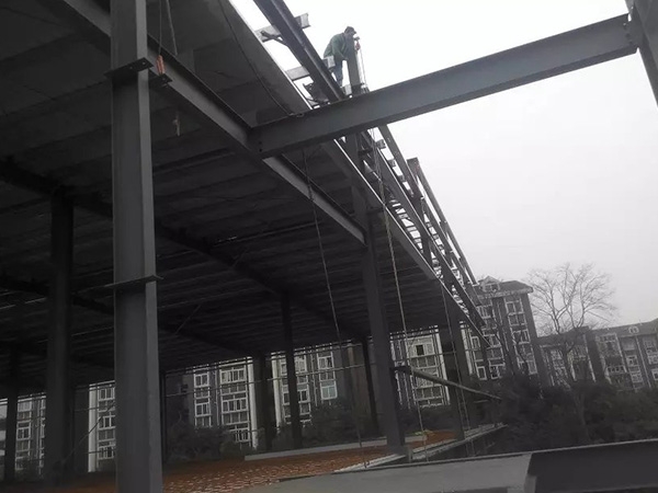 重庆多、高层钢结构工程(加工,安装)-万彩网